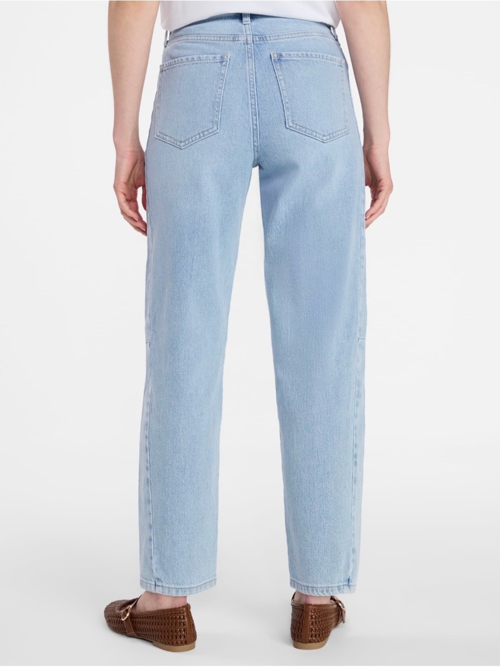 Time and Tru Light Wash High-Rise Barrel Leg Jeans - Picture 6 of 11